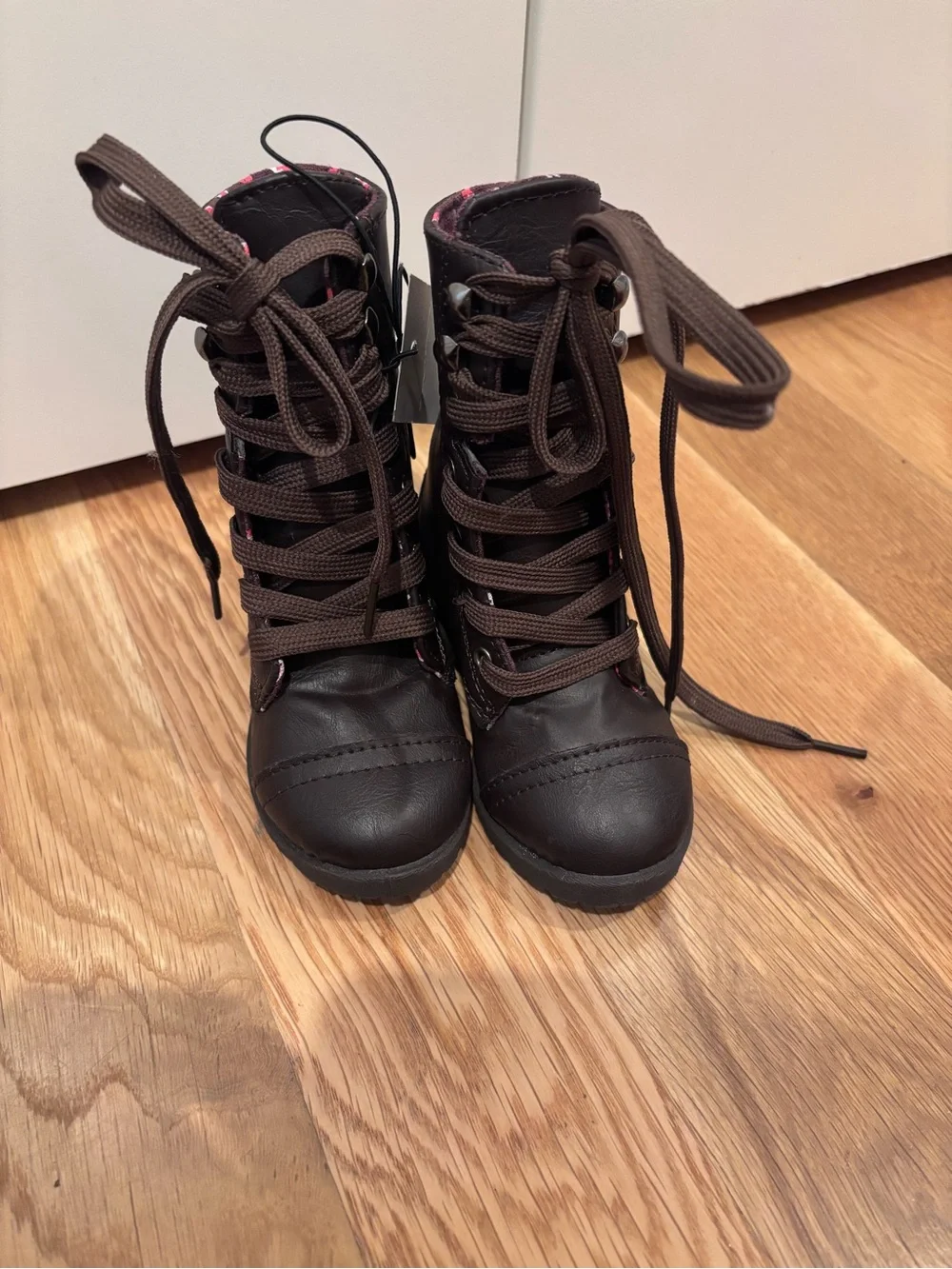 NWT Lace-Up Brown Ankle Boots for toddlers - size 5T